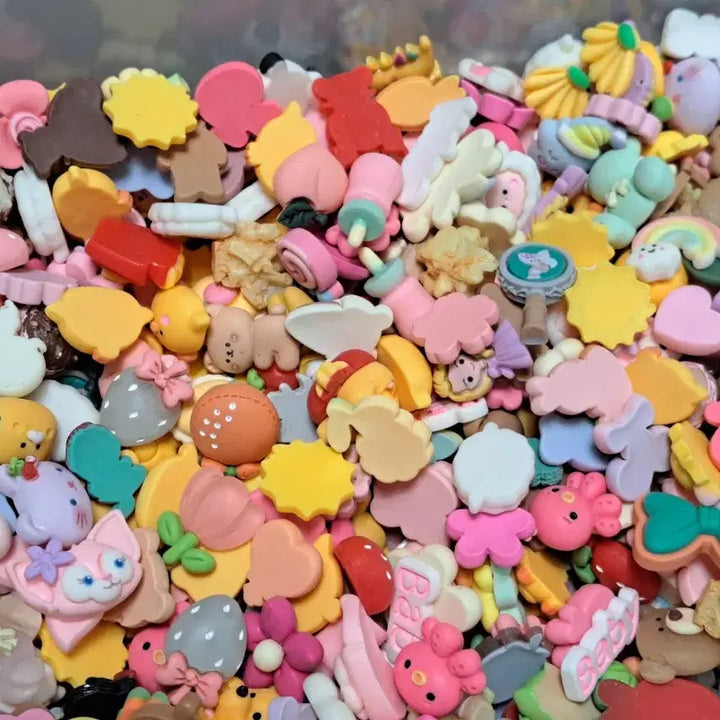 [BUNJANG] A13 Assorted Decorative Parts (240 Pieces) / A13 데코덴 파츠 믹스 탑꾸재료 240개당 랜덤