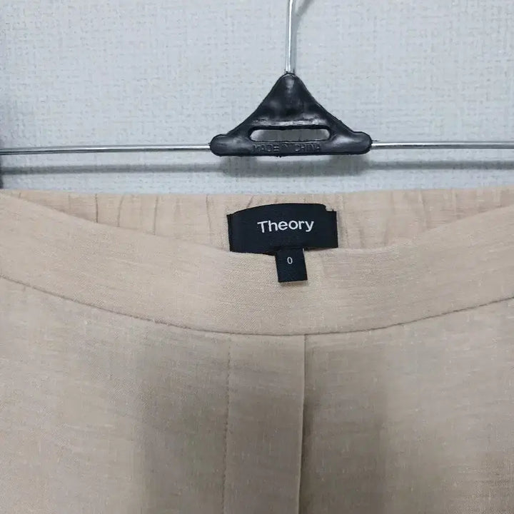 [BUNJANG] Theory Linen Blend Beige Slacks / Theory 린넨 혼방 베이지 바지