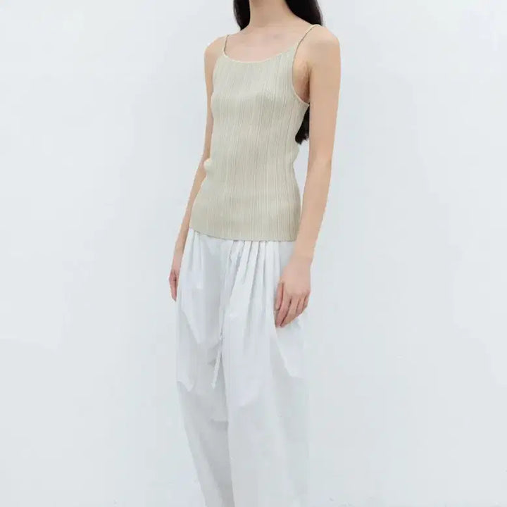 [BUNJANG] rrace Sage Sleeveless Top / rrace 세이지 슬리브리스