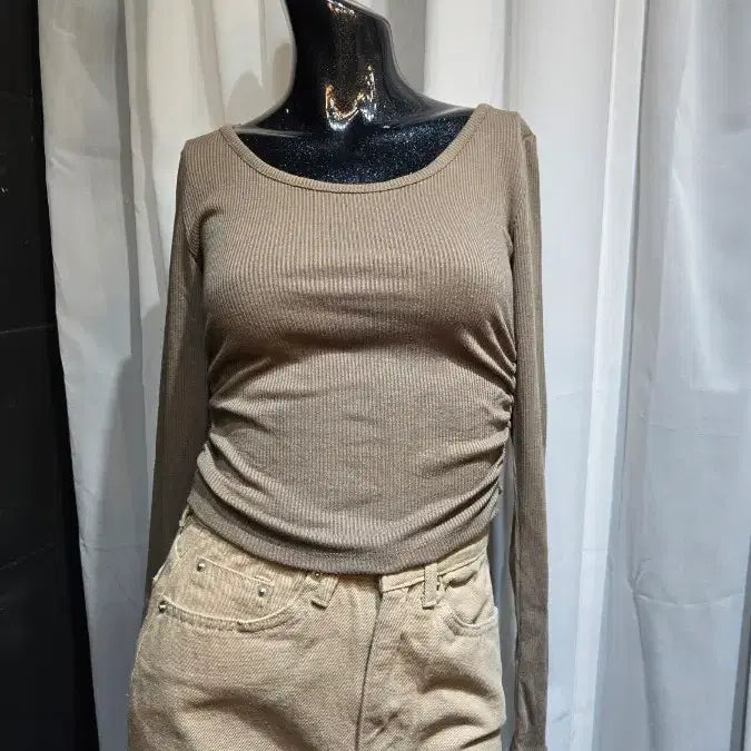 [BUNJANG] Kaki Ribbed Knit Top / 양쪽셔링 쇼트 골지 카키 긴팔