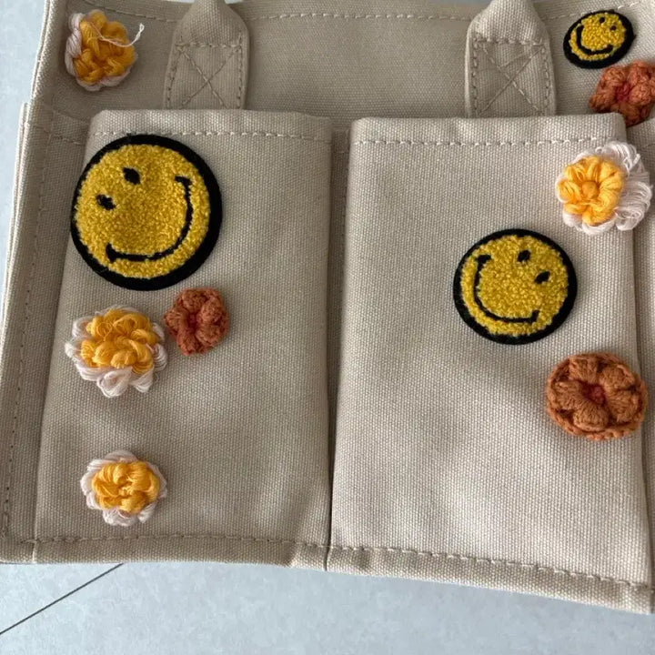 [BUNJANG] Zara Smile Floral Embroidered Tote Bag / 자라스마일 꽃 자수 토트백
