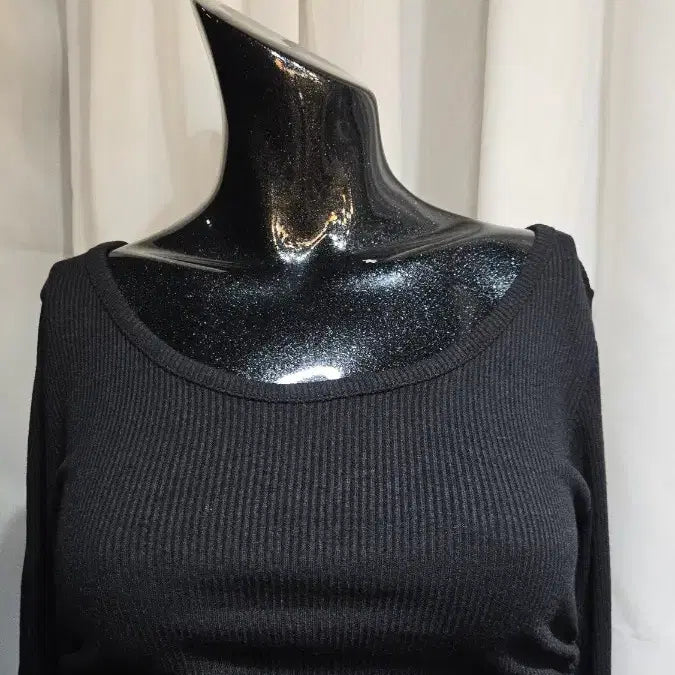 [BUNJANG] Black Ribbed Shirred Long Sleeve Top / 양쪽셔링 쇼트 골지 블랙 긴팔