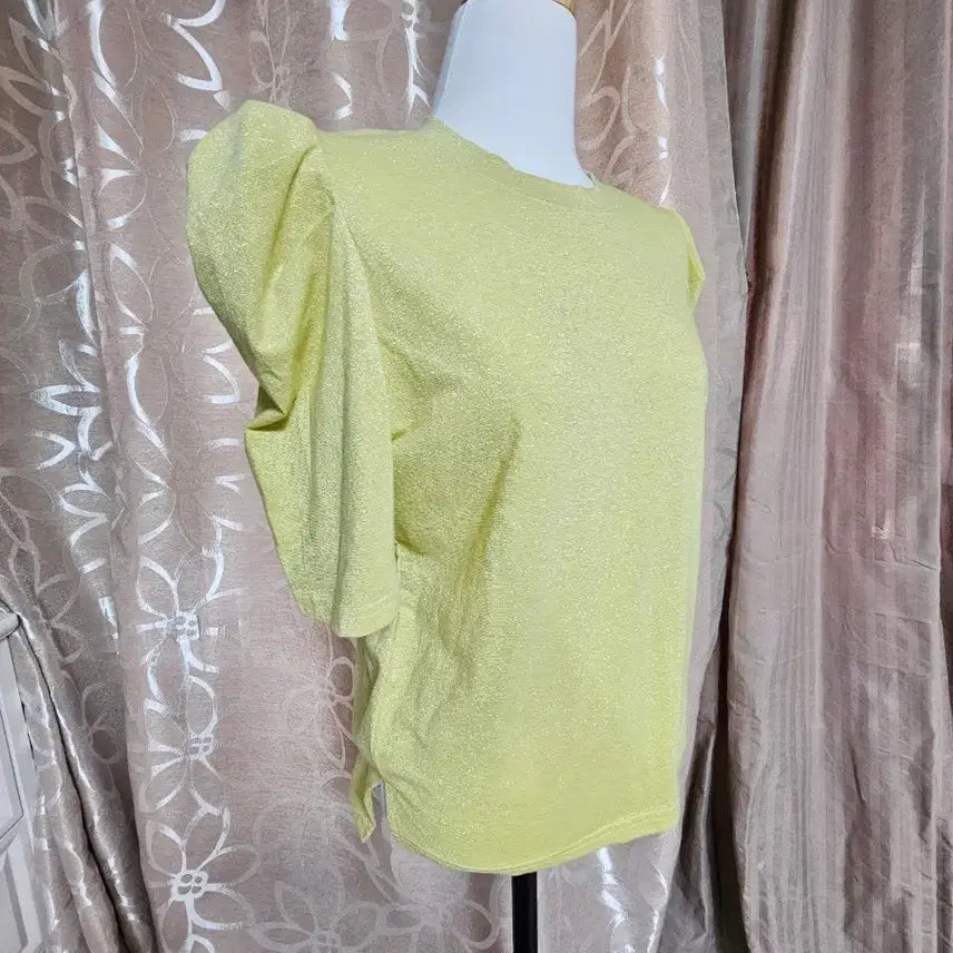 [BUNJANG] Yellow Tone T-shirts (Set of Two) / 옐로우계열틔별한티2종새옷