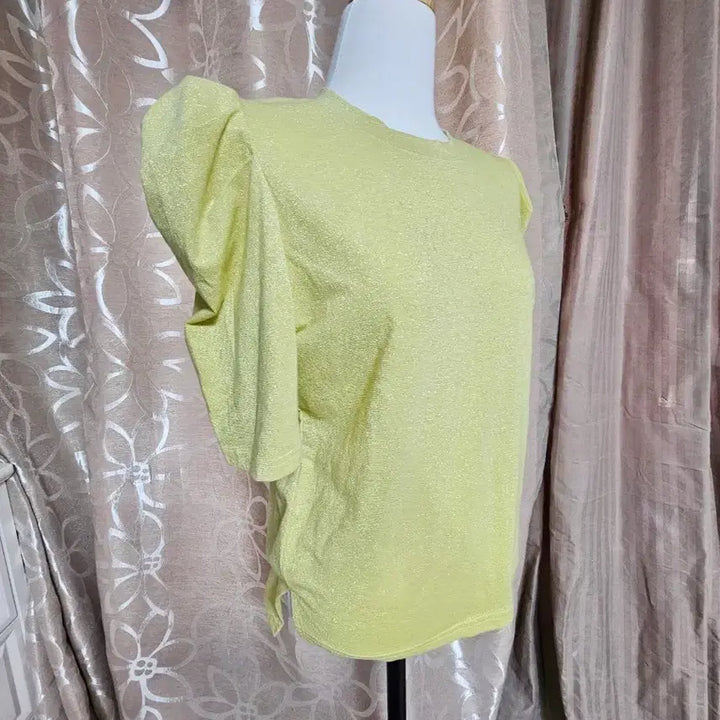 [BUNJANG] Yellow Tone T-shirts (Set of Two) / 옐로우계열틔별한티2종새옷