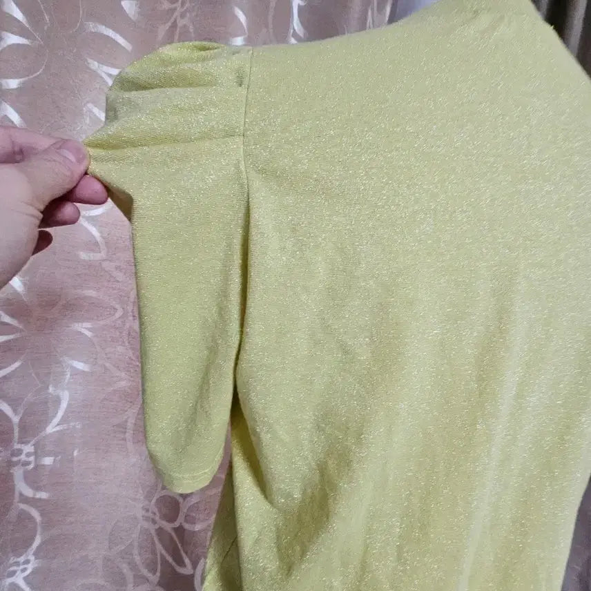[BUNJANG] Yellow Tone T-shirts (Set of Two) / 옐로우계열틔별한티2종새옷
