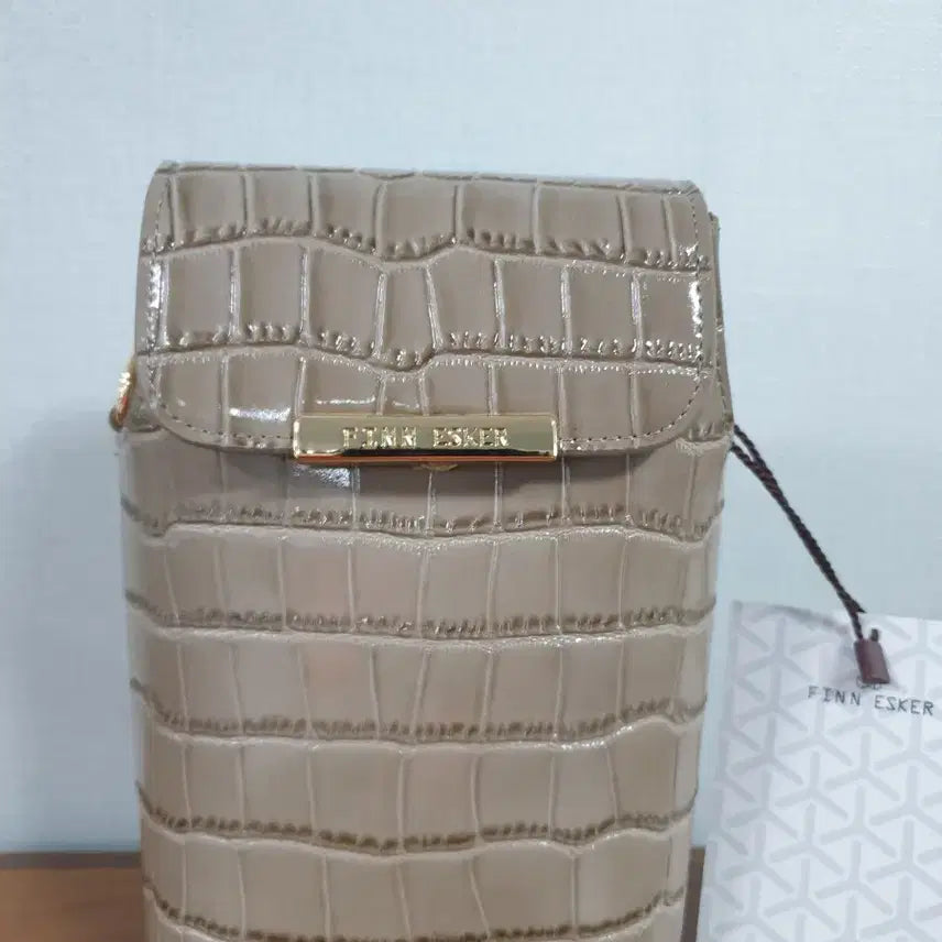 [BUNJANG] Pinnesker Croco Leather Phone Case Crossbody Bag / *미사용* 핀에스케르 가방 크로커 폰 케이스 백