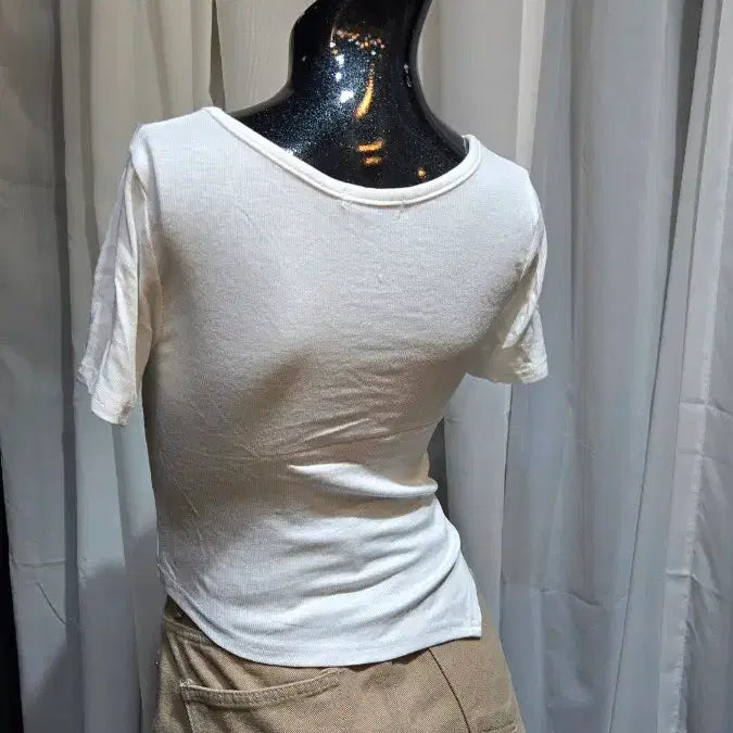 [BUNJANG] White Ribbed Knit Asymmetric Hem T-shirt / 밑단 언발 화이트 골지 반팔