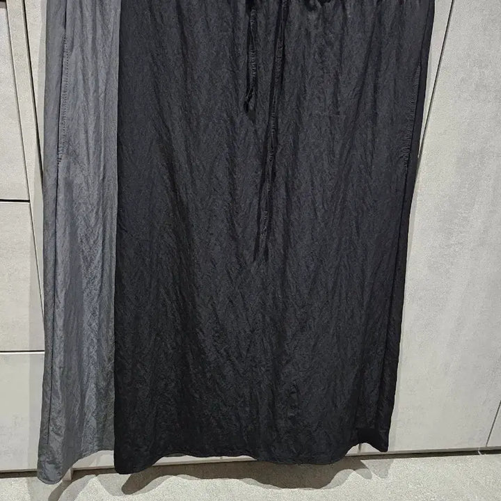 [SOLD OUT] 스트링 일자 롱스커트 블랙.차콜 2장 세트(새상품)