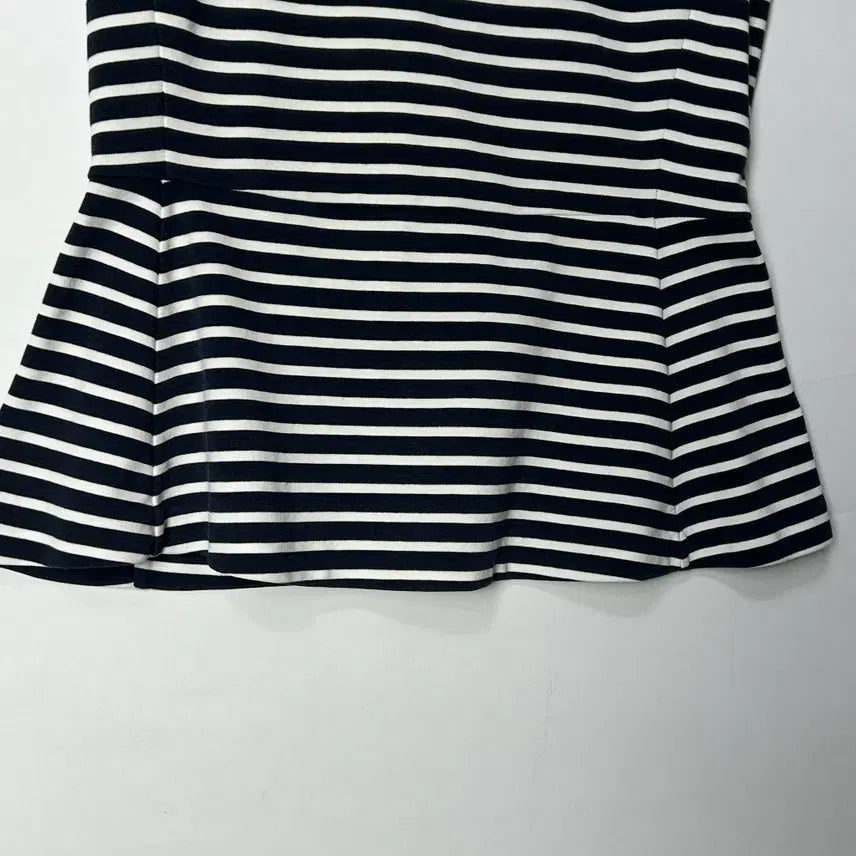 [BUNJANG] Theory Stripe Short Sleeve T-shirt / [theory] 띠어리 스트라이프 반팔티셔츠