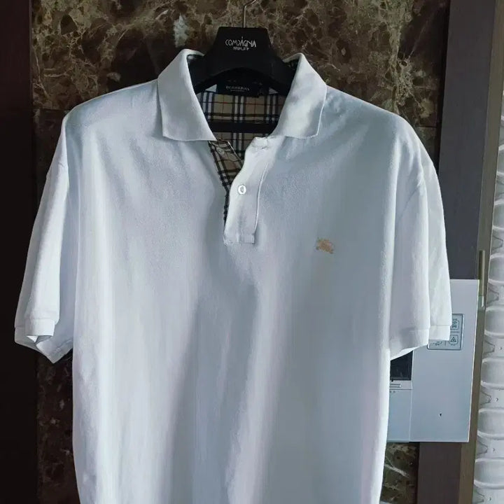 [SOLD OUT] 버버리 화이트 반팔 카라티