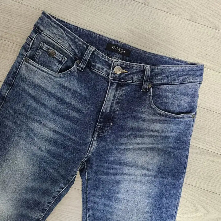 [SOLD OUT] (31~32)게스 남성 슬림 데님팬츠