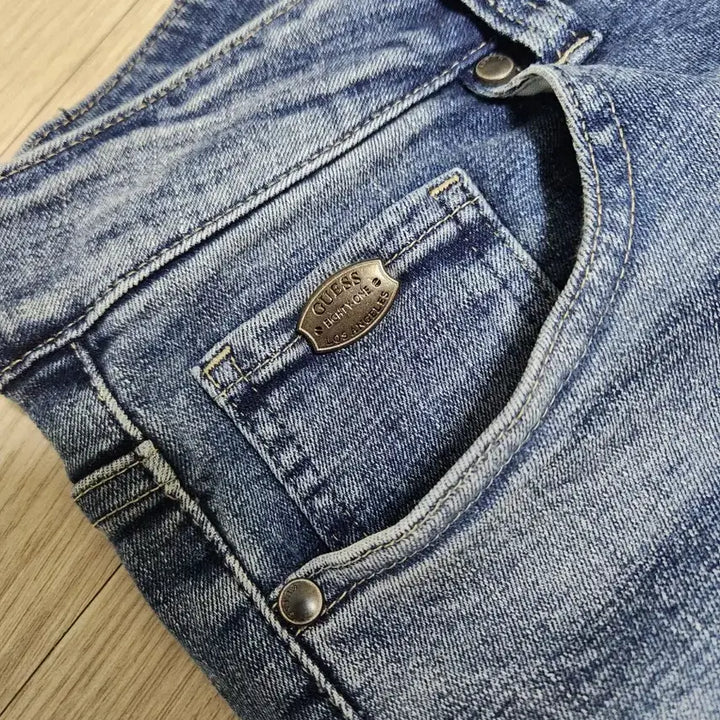 [SOLD OUT] (31~32)게스 남성 슬림 데님팬츠