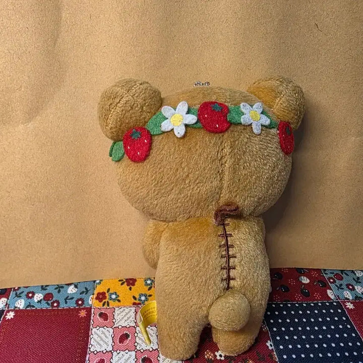 [BUNJANG] San-X Rilakkuma Strawberry Plush Keyring / 딸기 리락쿠마 인형 산엑스  키링 꽃 화관