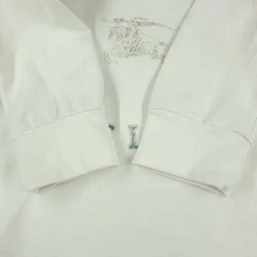 [BUNJANG] Burberry Blue Label Ivory Red Silver Glitter Logo Top / BURBERRY 버버리 블루라벨 JP 아이보리 레드 실버 글리터 로고 Y