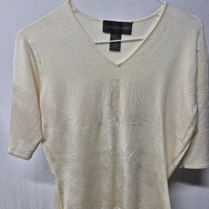[BUNJANG] Classique Antique Ivory V-Neck Knit Top / 클라시크 앙티에 반팔 브이넥 아이보리 니트66