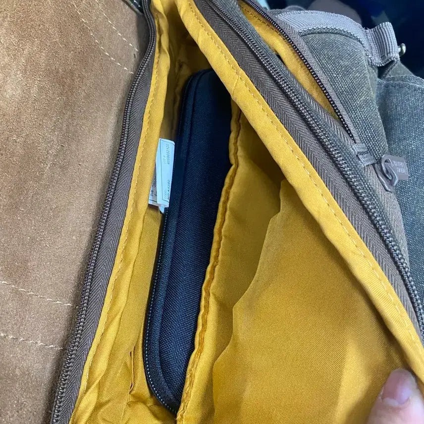 [BUNJANG] National Geographic Daily Backpack / 카메라 겸 데일리 백팩 내셔널지오그래픽