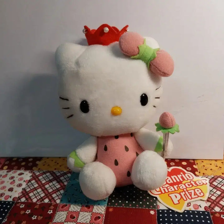 [BUNJANG] Sanrio Classic Strawberry Kitty Doll / 고전 키티 딸기 인형 산리오