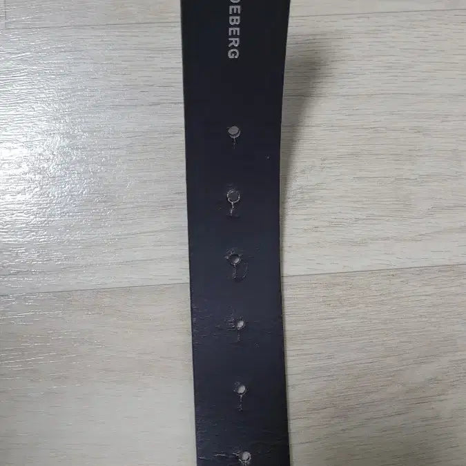[SOLD OUT] 화이트/블랙 2세트 가죽 벨트 새상품 풀박스