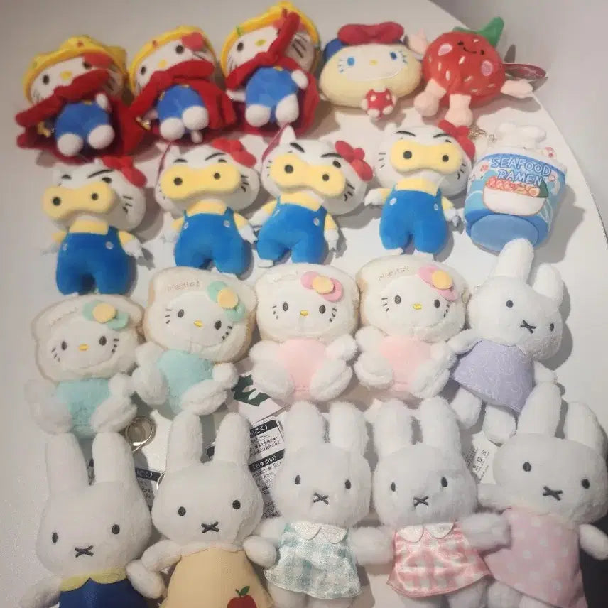 [BUNJANG] Various Doll Keyring Bundle Set / 인형 키링 (95+5 )100개 일괄판매 합니다
