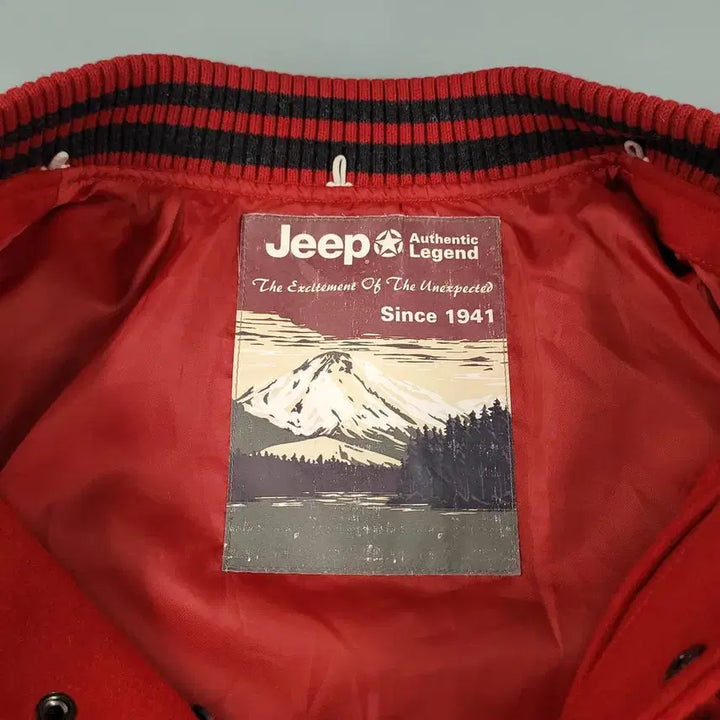 [BUNJANG] Jeep Red Black Color Block Polar Bear Logo Wool Blend Varsity Jacket / JEEP 지프 레드 블랙 배색 폴라베어 로고 올드스쿨 울블렌드 바시티자켓