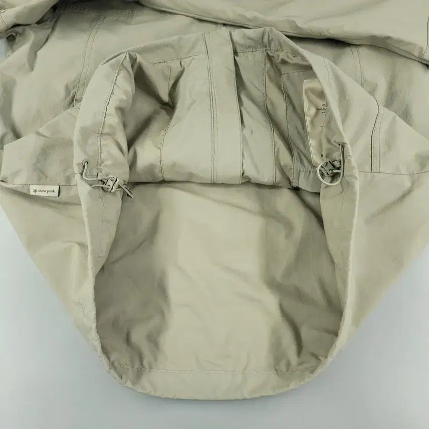 [BUNJANG] Snow Peak Two-Way Zip Nylon Blend Hooded Windbreaker / 스노우피크 카키 베이지 스펠아웃 로고 투웨이지퍼 나일론블렌드 후드 바람막