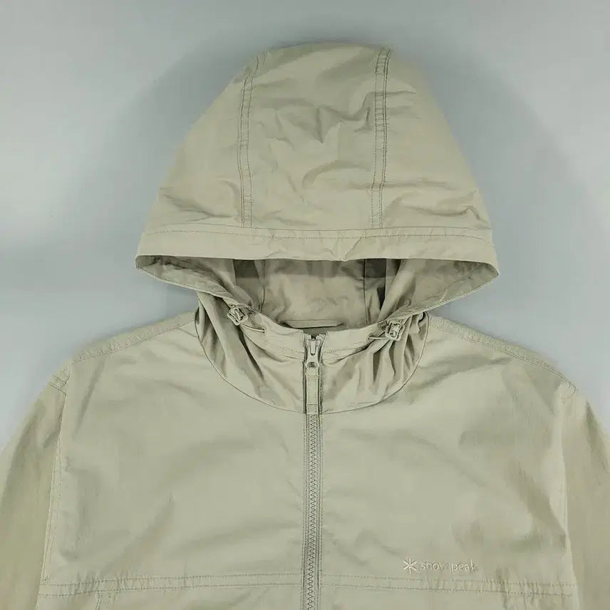 [BUNJANG] Snow Peak Two-Way Zip Nylon Blend Hooded Windbreaker / 스노우피크 카키 베이지 스펠아웃 로고 투웨이지퍼 나일론블렌드 후드 바람막