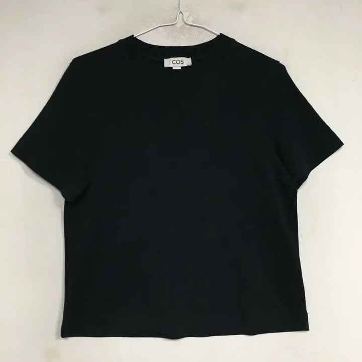 [SOLD OUT] COS 코스 클린컷 반팔 티셔츠 S