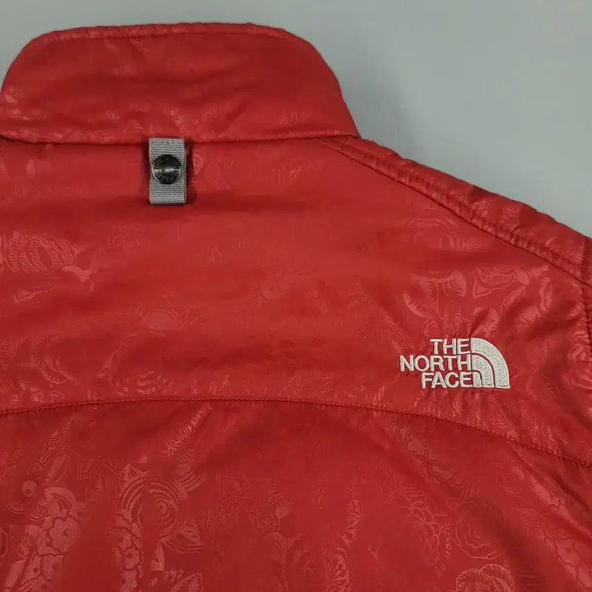[BUNJANG] The North Face Floral Pattern Lightweight Padded Jacket / 노스페이스 레드 그레이 로고 플로랄패턴 내피 폴리필 경량 패딩 점퍼 WO