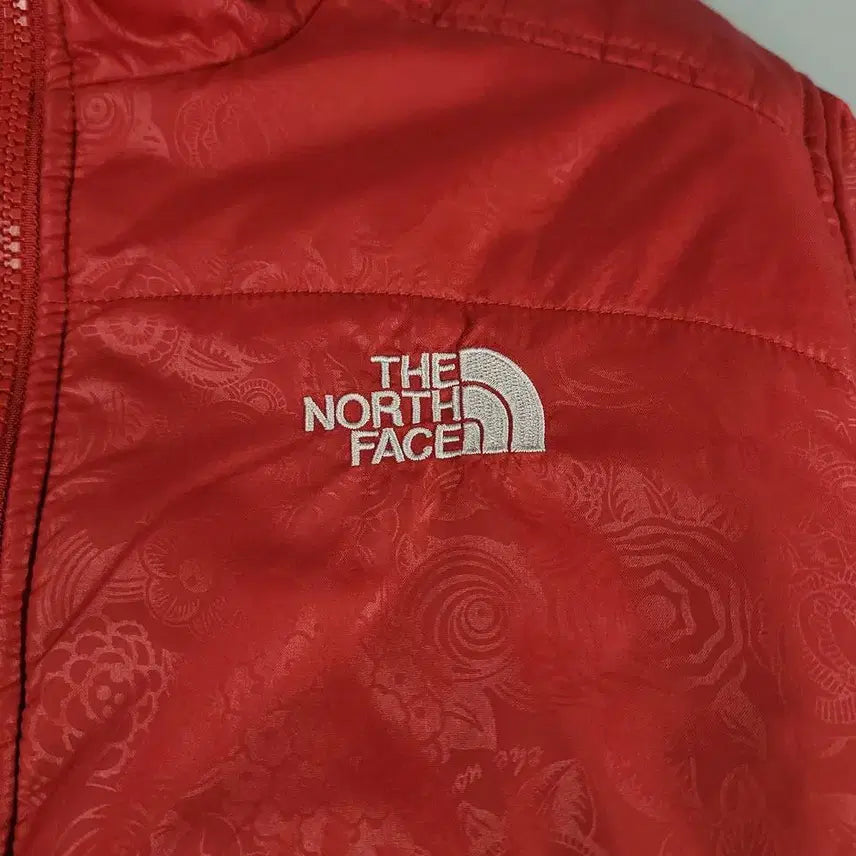[BUNJANG] The North Face Floral Pattern Lightweight Padded Jacket / 노스페이스 레드 그레이 로고 플로랄패턴 내피 폴리필 경량 패딩 점퍼 WO