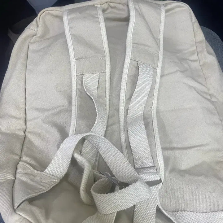 [BUNJANG] Tomboy Canvas Backpack / 톰보이 캔버스 백팩 면 배낭 새상품급
