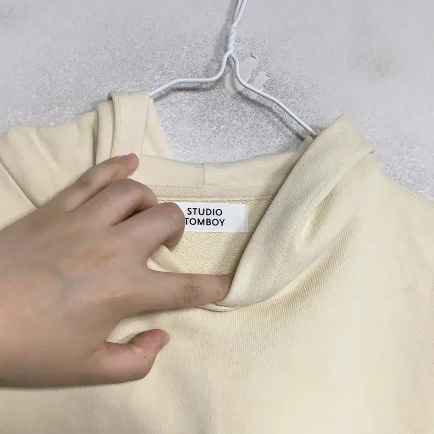 [BUNJANG] Studio Tomboy Lettering Hoodie F / 스튜디오톰보이 레터링 후드 티셔츠 F