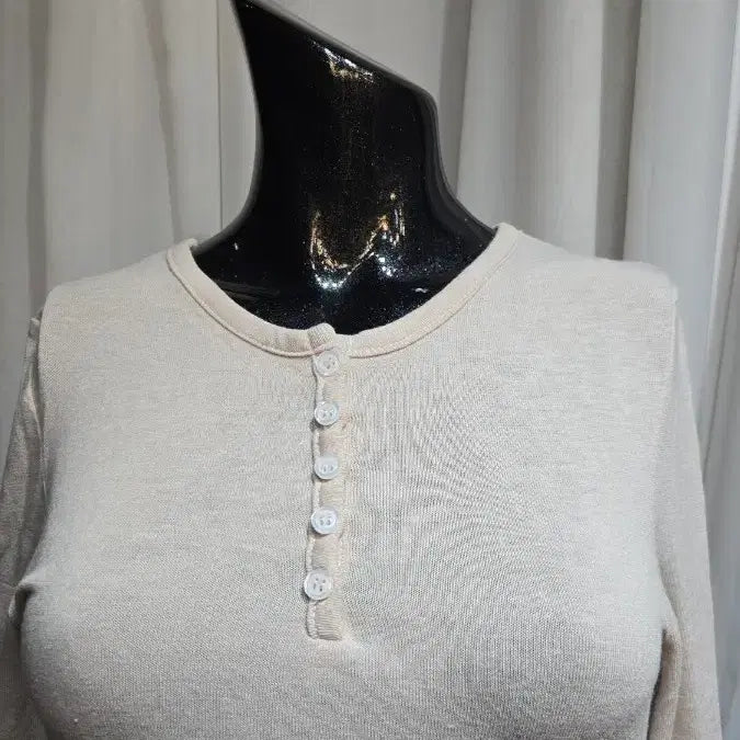 [SOLD OUT] 앞단추 부드러운 핑크베이지 긴팔
