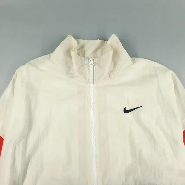 [SOLD OUT] 나이키 아이보리 블랙 레드 배색 스우시 로고 이너메쉬 올드스쿨 가오리핏