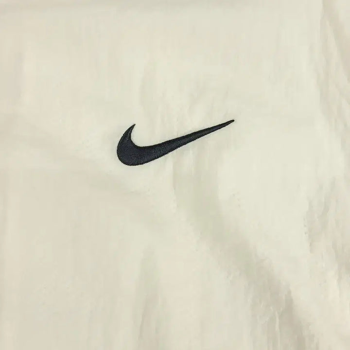[SOLD OUT] 나이키 아이보리 블랙 레드 배색 스우시 로고 이너메쉬 올드스쿨 가오리핏