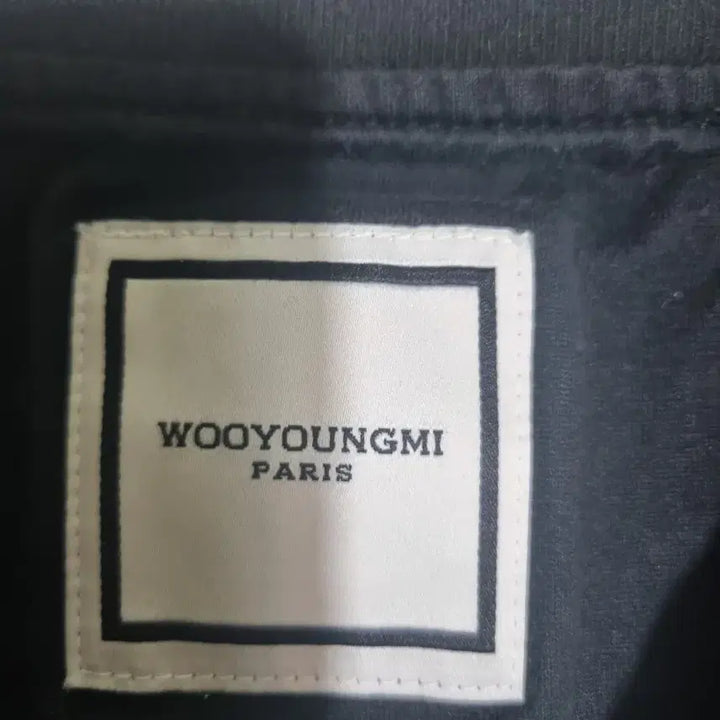 [SOLD OUT] 우영미 백 로고 레더 패치 오버핏 티셔츠 100  105