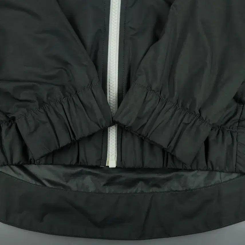 [BUNJANG] Nike Futura Logo Raglan Lightweight Windbreaker Jacket / 나이키 화이트 블랙 배색 퓨추라로고 레글런 이너메쉬 후드 경량 바람막이