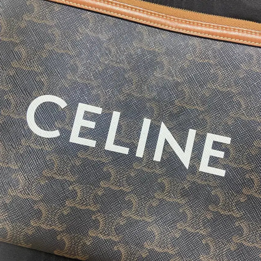 [BUNJANG] Celine Triomphe Canvas Pouch Clutch / 셀린느 트리오페 캔버스 파우치 클러치