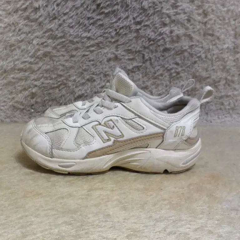 [BUNJANG] New Balance 878 Ivory Sneakers / 후루룩구제 190 뉴발란스 878 아이보리 운동화 중고 신발