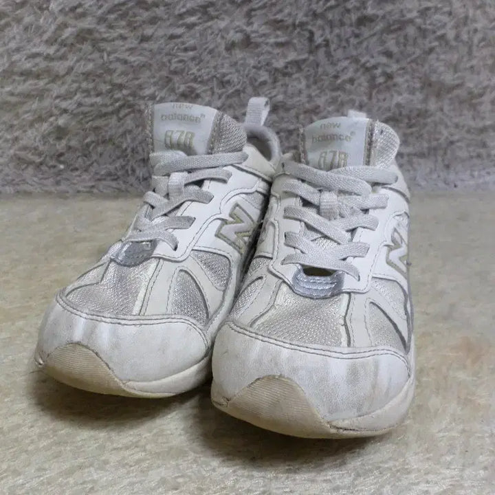 [BUNJANG] New Balance 878 Ivory Sneakers / 후루룩구제 190 뉴발란스 878 아이보리 운동화 중고 신발