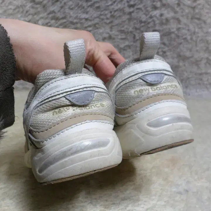 [BUNJANG] New Balance 878 Ivory Sneakers / 후루룩구제 190 뉴발란스 878 아이보리 운동화 중고 신발