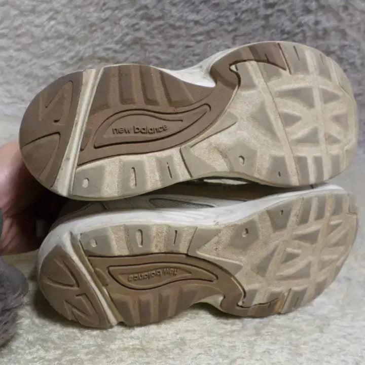[BUNJANG] New Balance 878 Ivory Sneakers / 후루룩구제 190 뉴발란스 878 아이보리 운동화 중고 신발