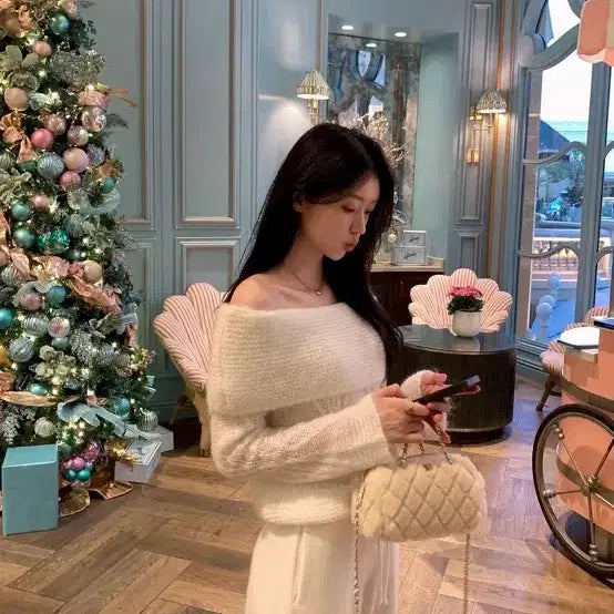 [BUNJANG] LePlain Neige Mohair Off-Shoulder Knit Sweater / 르플레인 네쥬니트 모헤어 오프숄더 니트 르베인 리즈