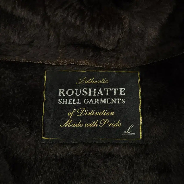 [BUNJANG] ROUSHATTE Beige Brown Toggle Button Fleece Jacket / ROUSHATTE JP 베이지 브라운 숄더패치 토글버튼 이너플리스 비건스