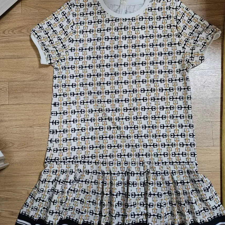 [BUNJANG] Patterned Flare Short Sleeve Dress / 패턴 반팔 플레어 원피스 66
