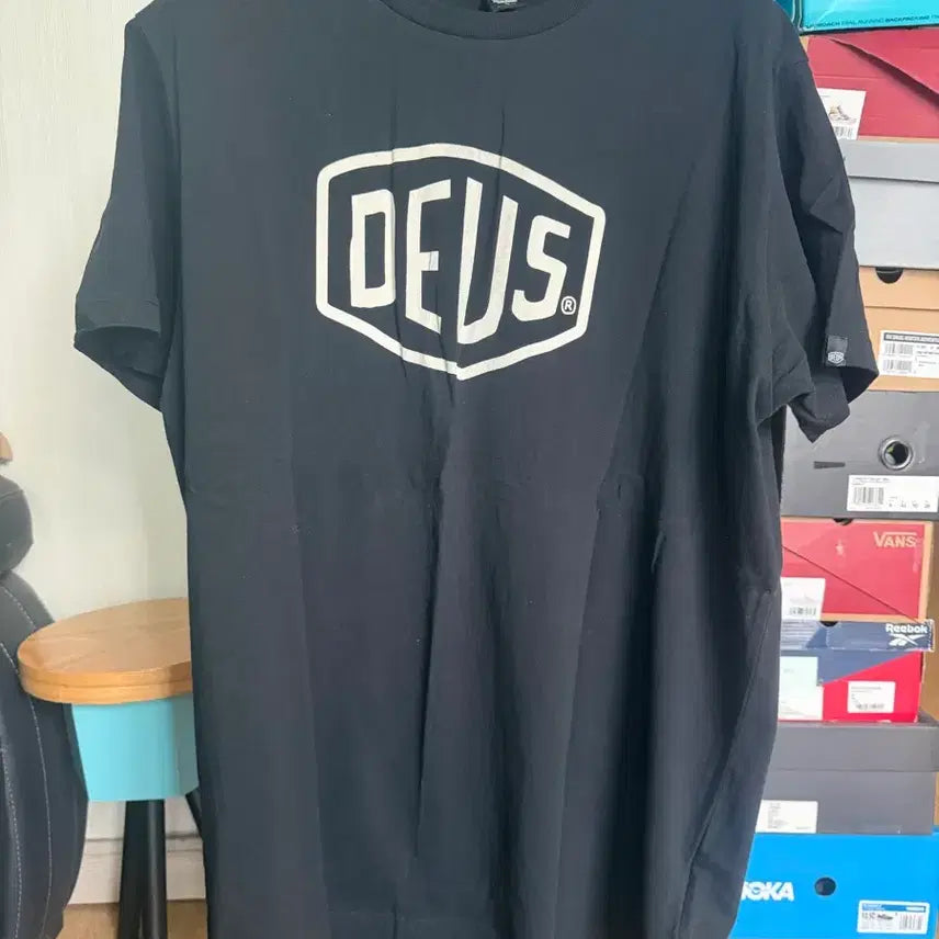 [BUNJANG] Deus Ex Machina Shield Short Sleeve T-shirt Black / [XXXL]데우스 엑스 마키나 쉴드 반팔 티셔츠 블랙