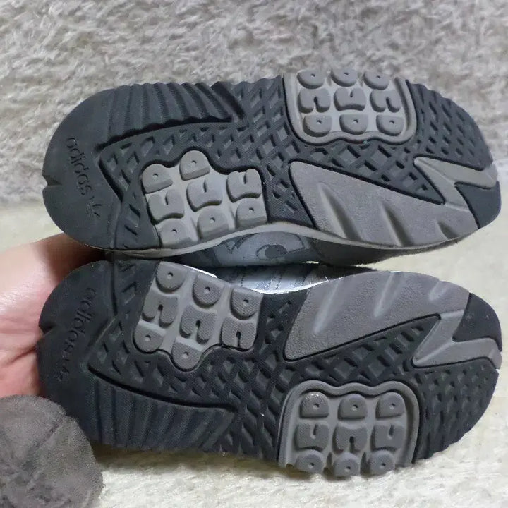 [BUNJANG] Adidas Night Jogger Kids&