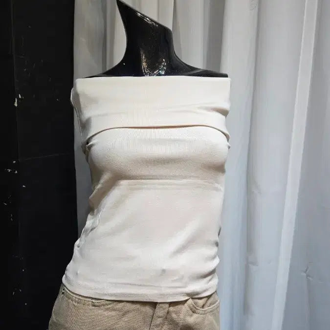 [BUNJANG] Pink Beige Off-Shoulder Tank Top / 오프숄드 핑크베이지 나시