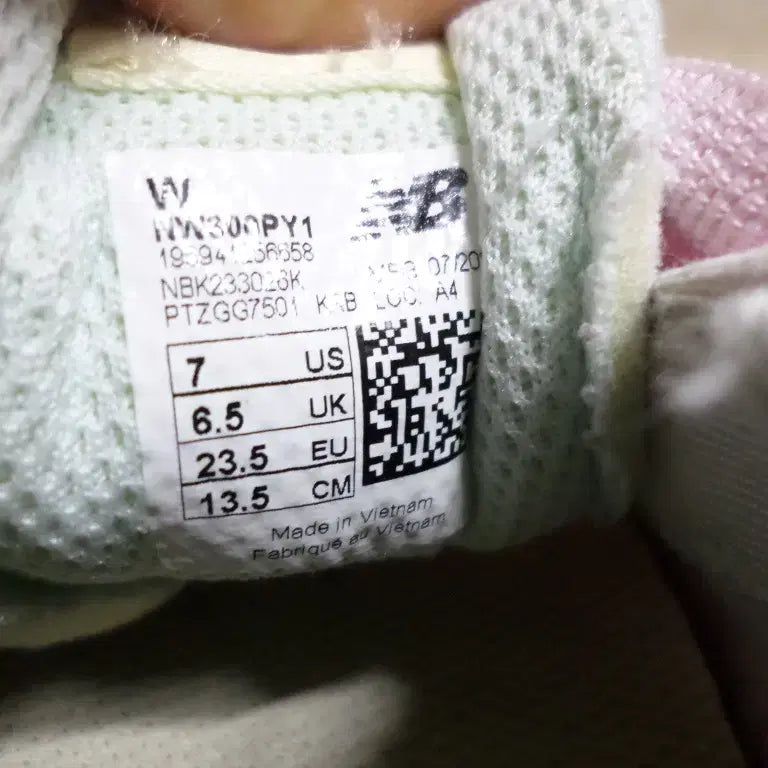 [BUNJANG] New Balance 300 Pink Kids&