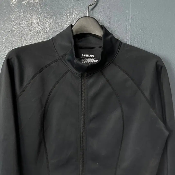 [SOLD OUT] S 스컬피그 여성 블랙 트레이닝 집업