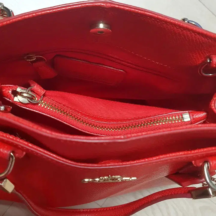 [BUNJANG] Coach Red Leather Tote Bag / 코치 레드 가죽 화사한 여성 토트백 중고 가방 은피아노